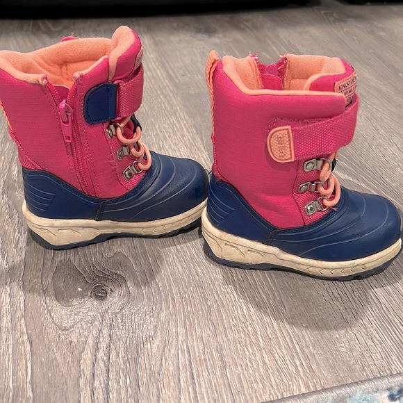 Carter’s baby snow boots - Picture 3 of 5